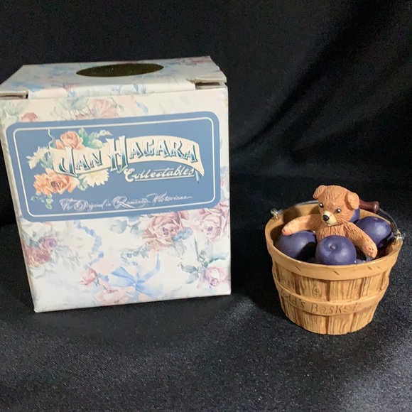 “Todd’s Basket” Toy Mini by Jan Hagara #1382 - Picture 2 of 7